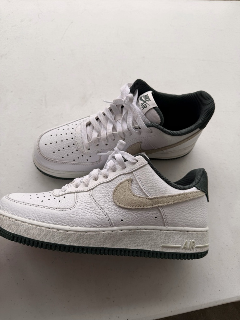 Nike Air Force 1 '07 LV8 'Vintage Green'